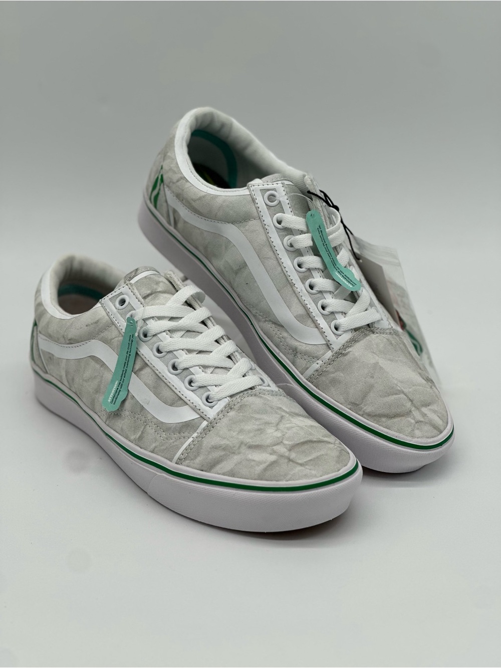 Vans Men’s Low-Top Sneakers in White with Mint Accents